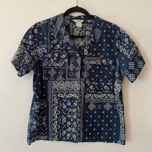Duluth Navy Blue Bandana Print Short Sleeve Button Down Shirt Women size Medium